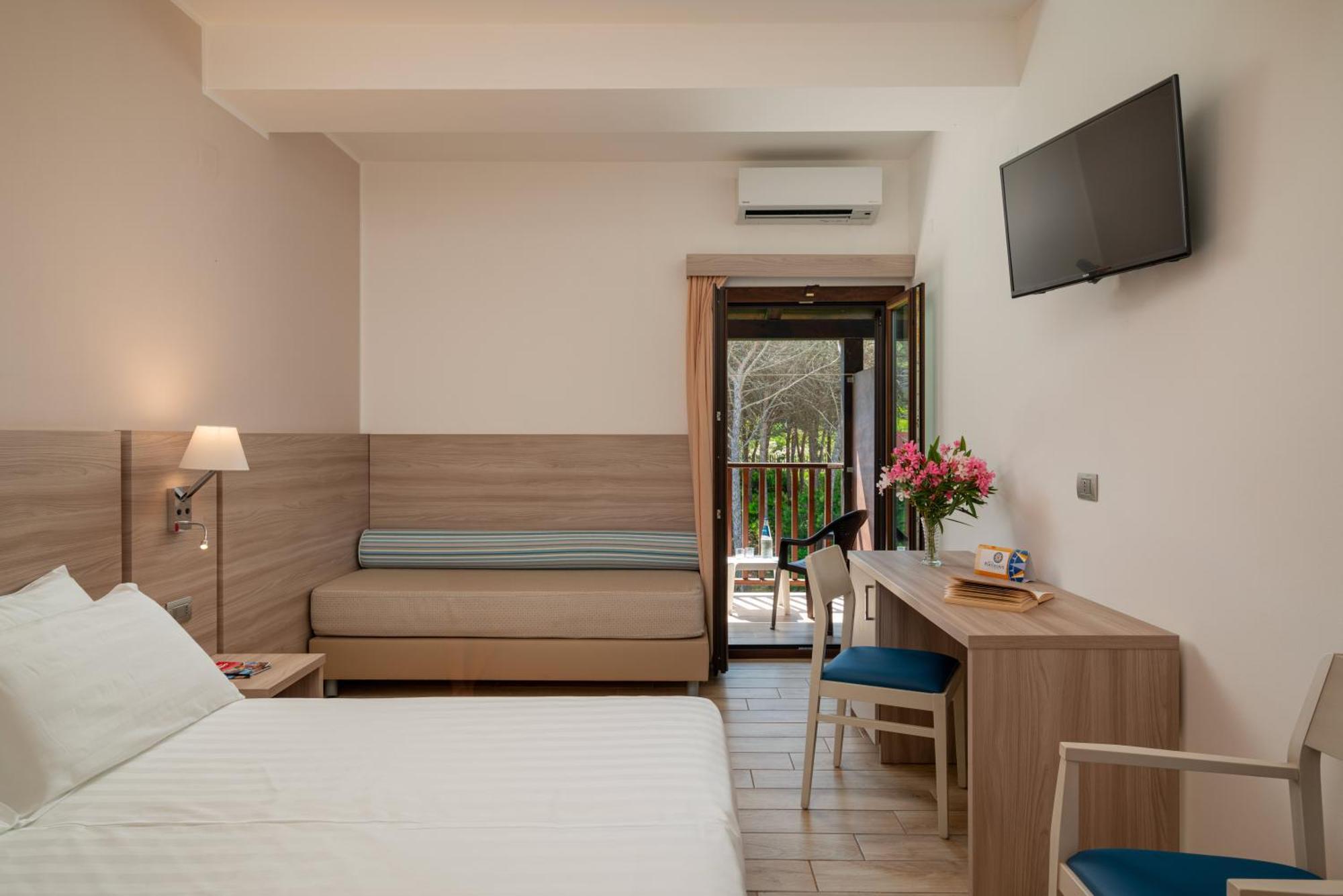 Hotel Portoconte Porto Conte Exterior photo