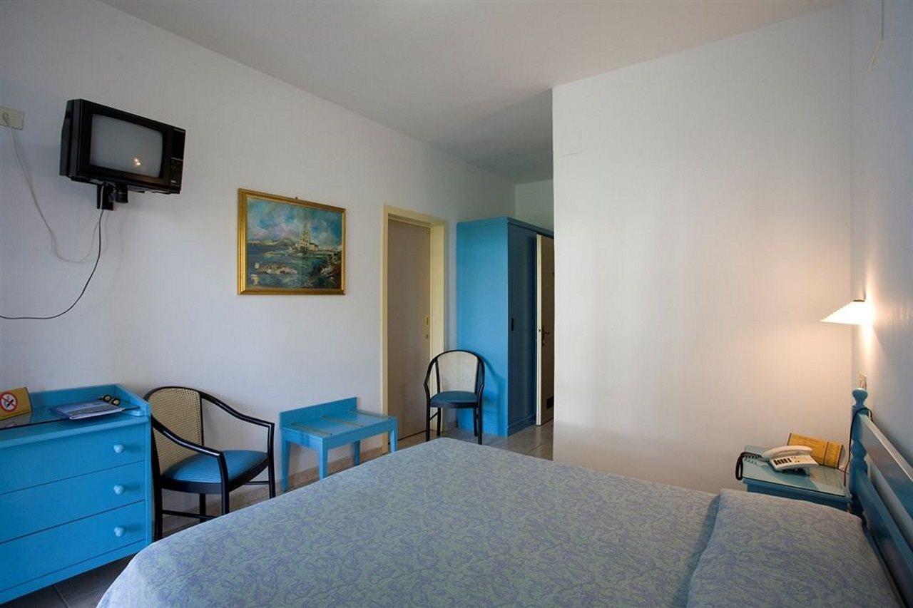 Hotel Portoconte Porto Conte Exterior photo